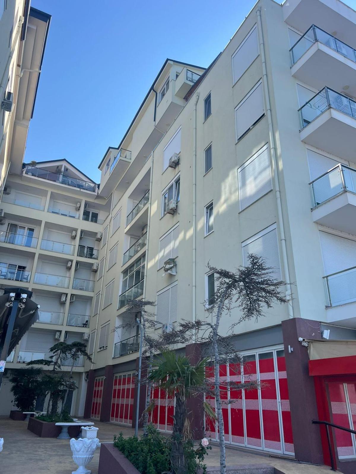 Shengjin Apartaments Exteriér fotografie